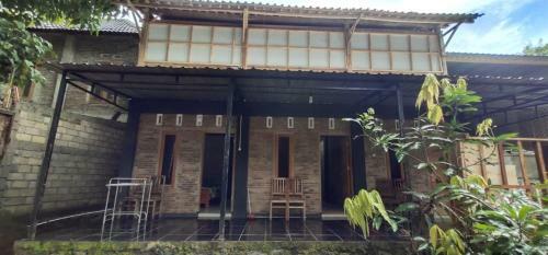 Albergue Homestay Kurnia