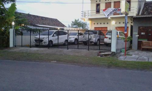 Hostal Rumah Singgah Peziarah Ganjuran