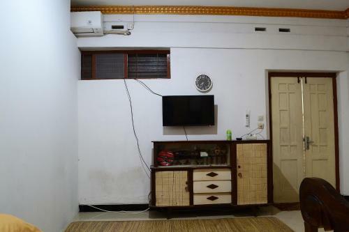 Hostal D'topadan Guest House