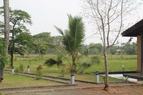 Hotel Athyantha Resort