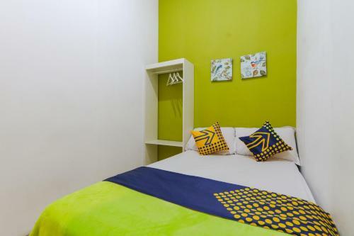 Hotel Spot On 2332 D'green Homestay