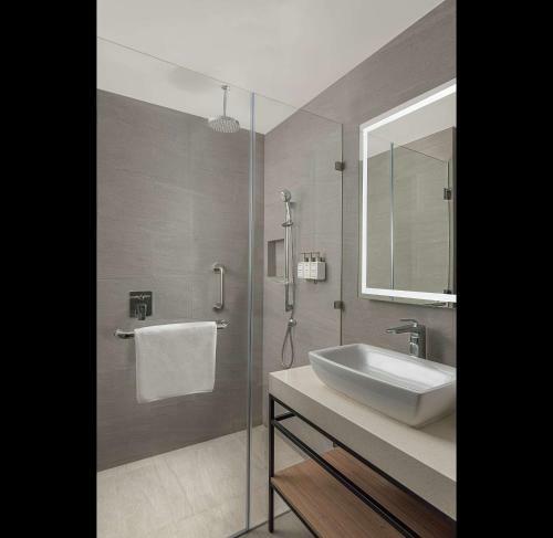 Hotel Park Inn By Radisson Bacolod