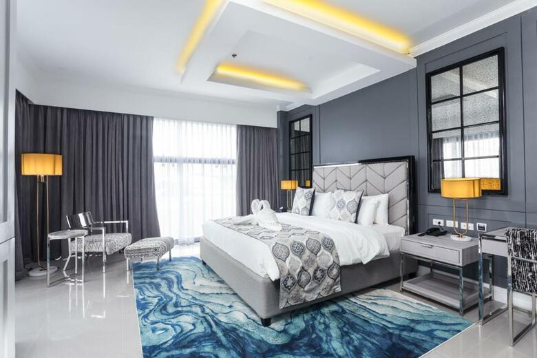 Hotel Stonehill Suites