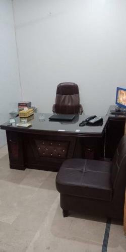Hostal Shayan Residency Guest House