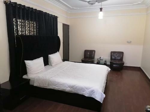 Hostal Couple Guest House Karachi