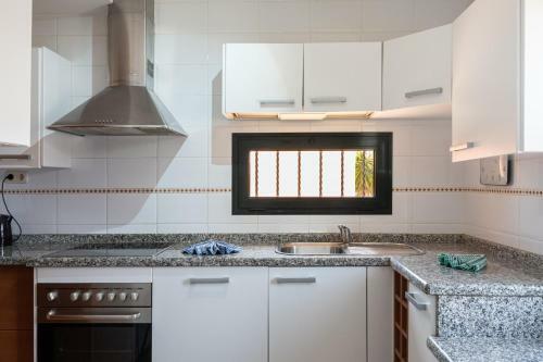 Great Villa With Private Pool Near Corralejo Es