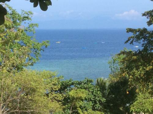 Hotel Cuestas Beach Resort And Restaurant