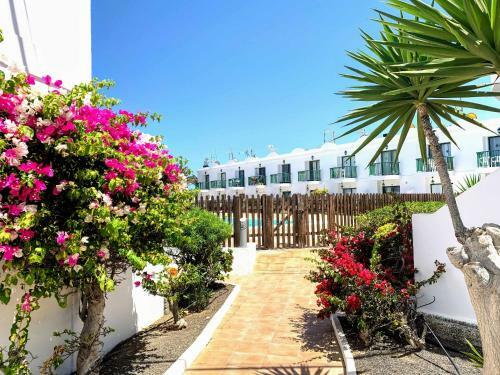Apartamento Sea Breeze Residencial San Valentin