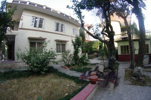 Hostal Laughing Buddha Hotel & Garden Theater