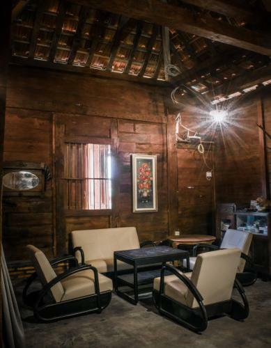 Hostal Sekar Gambir Homestay