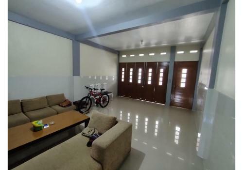 Home Stay Keluarga Wilis