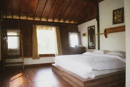 Hotel Taman Dolan Home & Resort