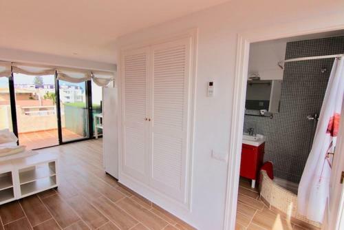 Apartamento �tico Duplex En 1a L�nea de Mar