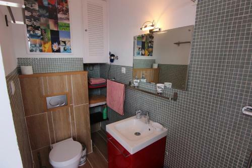 Apartamento �tico Duplex En 1a L�nea de Mar