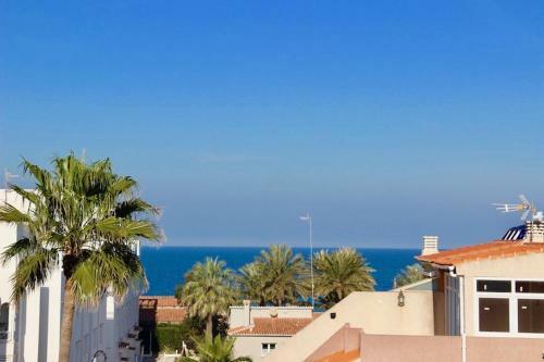 Apartamento �tico Duplex En 1a L�nea de Mar