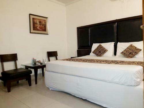 New Look Hotel