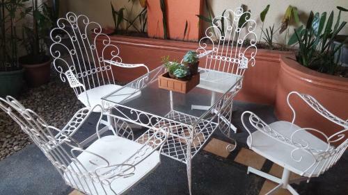Jabbitos Baguio Transient House 1