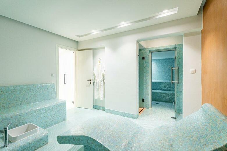 Minois Village Hotel & Spa