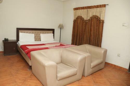 Hotels Multan
