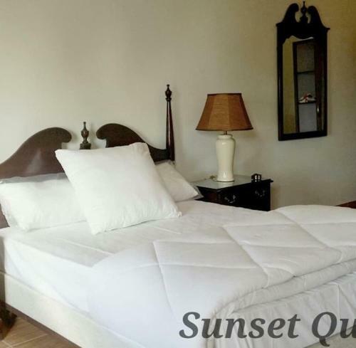 Cosy Knock Hotel