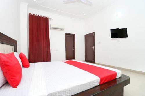 Oyo 27011 Hotel Canal View