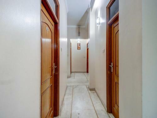 Oyo Capital O 73432 Hotel Divine