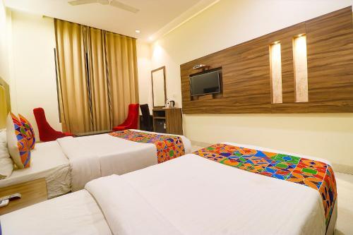 Fabhotel Prime Welcome Inn2