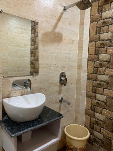 Hotel Kabir Residency