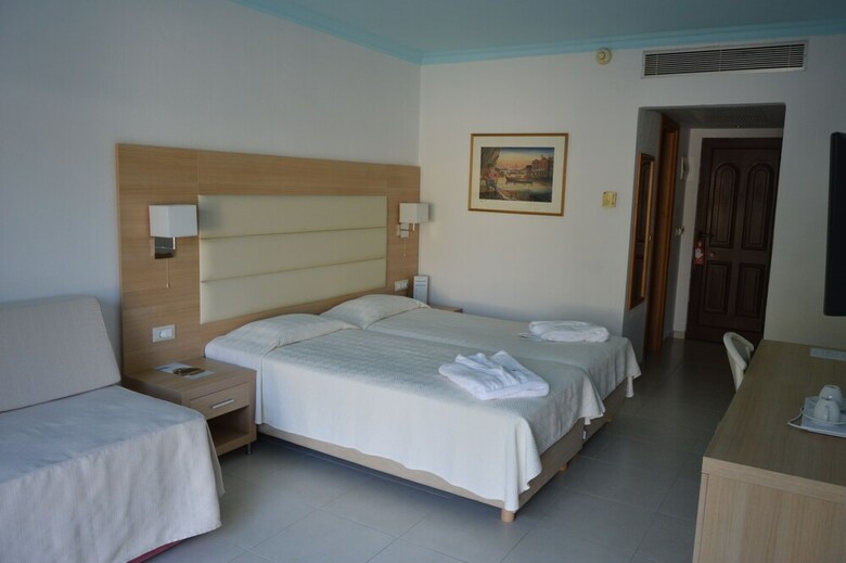 Hotel Blue Horizon