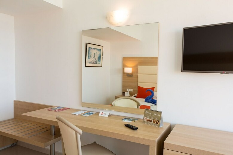 Hotel Blue Horizon