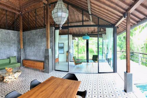The Villa Rossi Ubud
