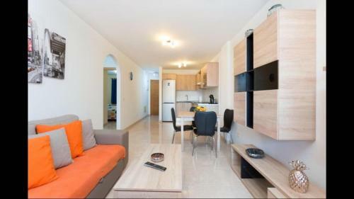 Apartamento La Perla D14- El M�dano, Tenerife