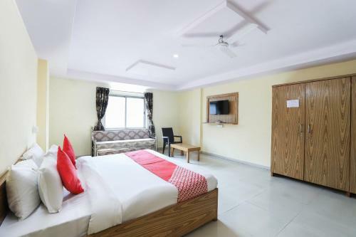Oyo 61685 Bhagyoday Hotel