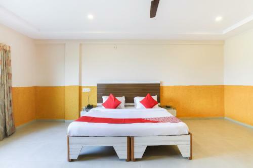 Oyo 61685 Bhagyoday Hotel
