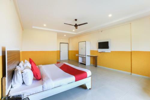Oyo 61685 Bhagyoday Hotel