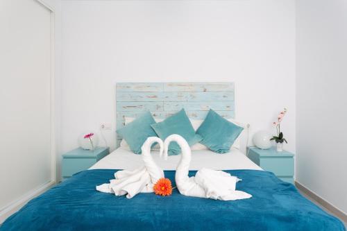 Home2book Bright Apartment El M�dano Beach