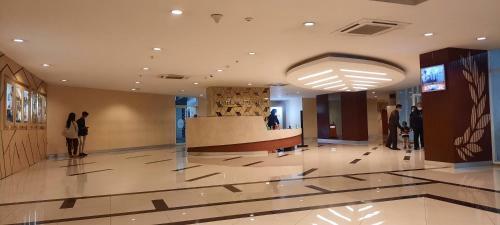 Apartamento Grand Kamala Lagoon By Mitra Propertindo