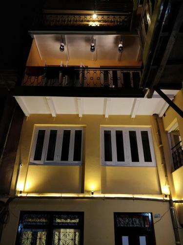 Bed & Breakfast Mani Homes