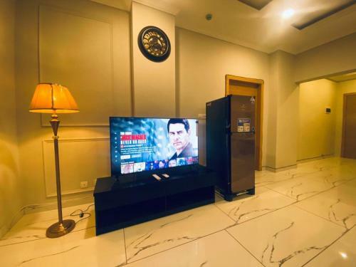 Holidazzle Serviced Apartments Bahria Town