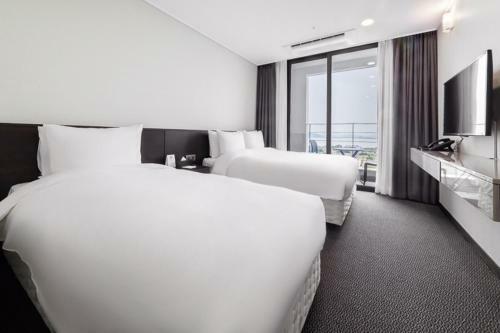 Riviera Incheon Airport Hotel