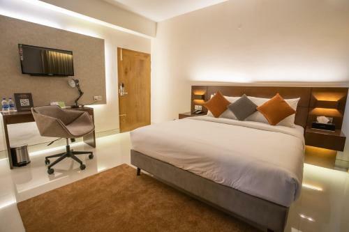 Hotel Jatra Flagship Khulna City Centre