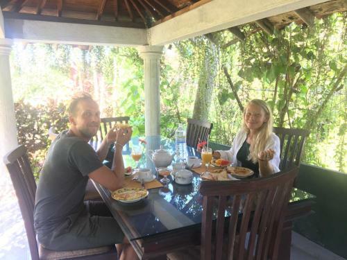 Hostal Little Peradise Guest House