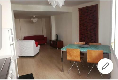 Apartamento Very Cosy Apt 7 Min From Camp Nou