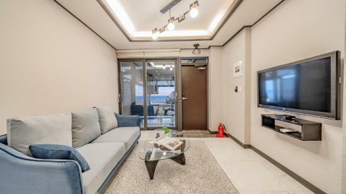White Beach Pension