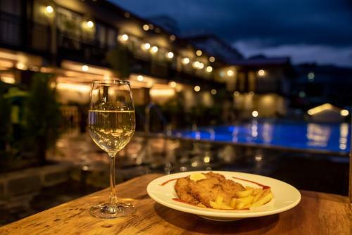 Hotel Busy Bee Resort, Pokhara