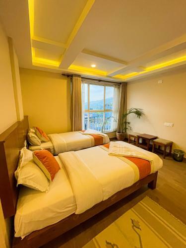 Hotel Lake Himalaya