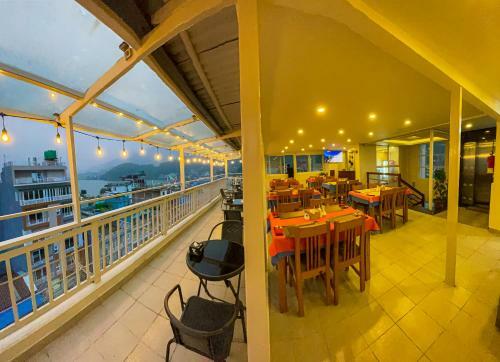 Hotel Lake Himalaya