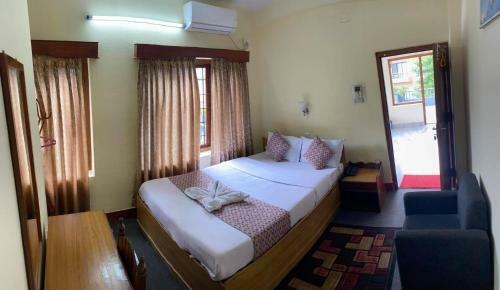 Hotel Blue Magnet
