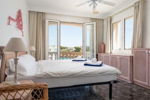 New! Stunning Villa With Sea View, Pool, Sauna And Jacuzzi