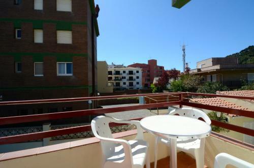 Apartaments Flomar 1-2